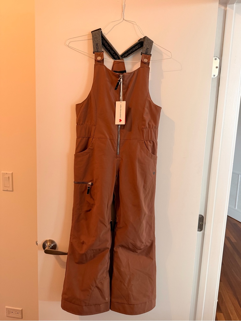 NWT Obermeyer Teen’s Anya Ski Bib Pants in Mocha – Size M ($180 Retail)